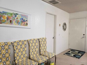 11187 Camino Ruiz, Unit 76 in San Diego, CA - Building Photo - Building Photo