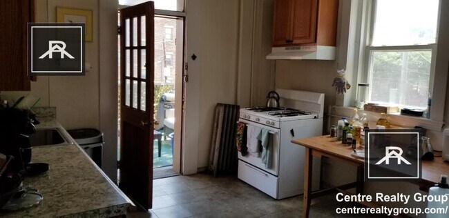 10 Royce Rd in Boston, MA - Building Photo - Building Photo