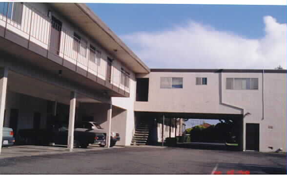 727 Bartlett Ave in Hayward, CA - Building Photo - Building Photo