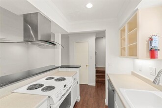 2229 Mimosa Dr in Houston, TX - Building Photo - Building Photo