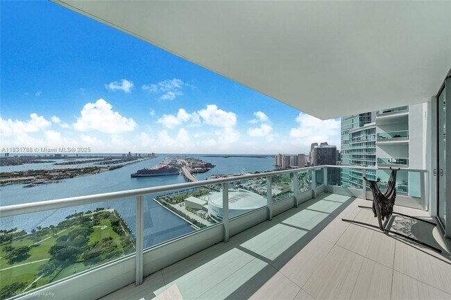 property at 900 Biscayne Blvd