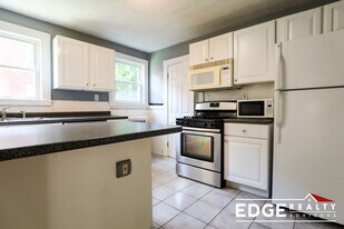 86 Colborne Rd in Boston, MA - Building Photo