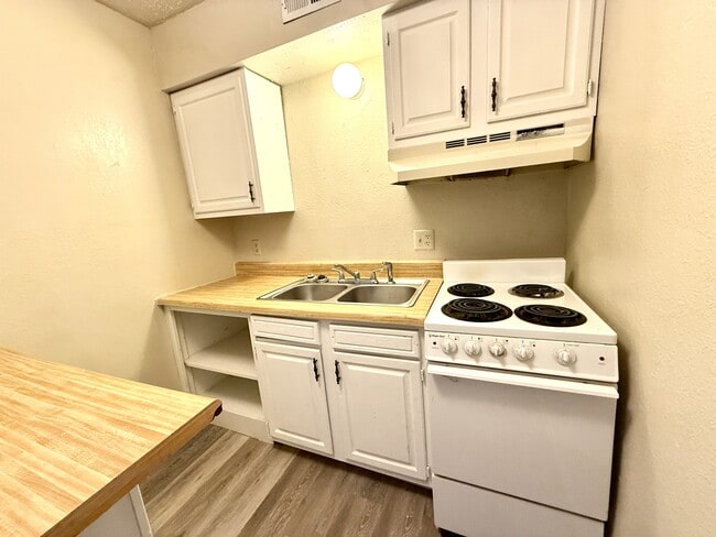 801 M St NW in Ardmore, OK - Building Photo - Building Photo