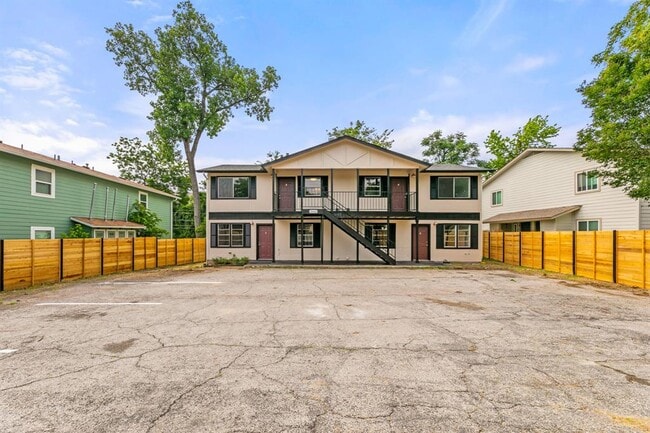 property at 3460 Willowrun Dr