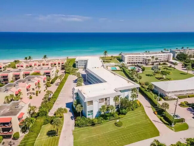 120 Celestial Way in Juno Beach, FL - Foto de edificio - Building Photo