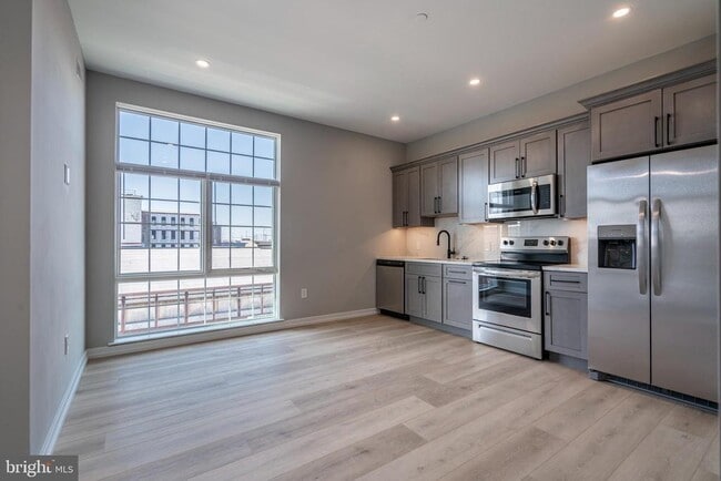 property at 2401 Washington Ave