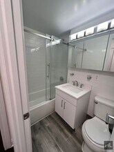 EAST 56 STREET in New York, NY - Building Photo - Building Photo