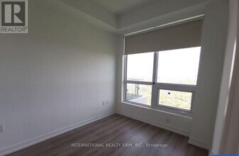 395-5395 Bloor St E in Toronto, ON - Building Photo - Building Photo