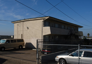 Grand Avenue Apartments in Spring Valley, CA - Building Photo - Building Photo