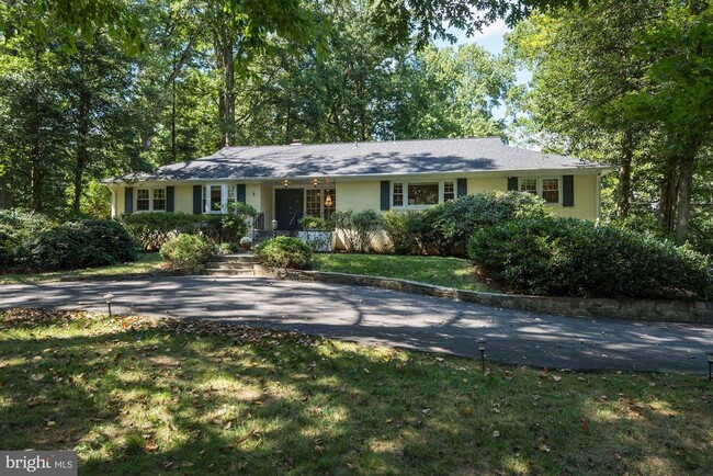 1 Arrowood Terrace in Bethesda, MD - Building Photo - Building Photo