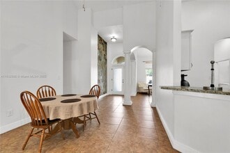 334 Colony Ct in Kissimmee, FL - Building Photo - Building Photo