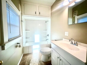 5124 Allen St in Sylvania, OH - Building Photo - Building Photo