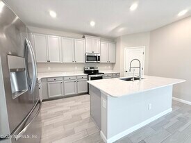 1699 Enclave Rd in Jacksonville, FL - Building Photo