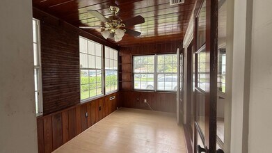 2336 Gull Ln in Sarasota, FL - Building Photo - Building Photo