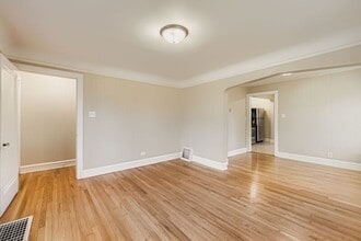 16855 Sayre Ave in Tinley Park, IL - Building Photo - Building Photo