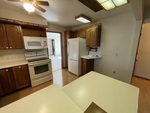1608 Mitchell Dr in Faribault, MN - Building Photo - Building Photo