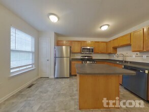 10721 Esprit Pl in Waldorf, MD - Building Photo - Building Photo