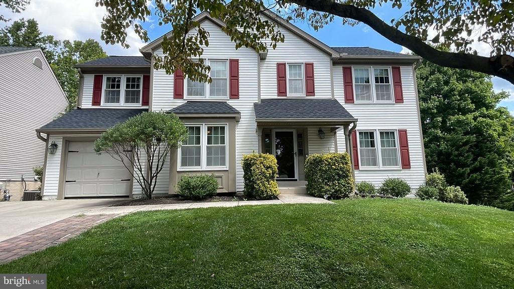 8688 Wheatfield Way in Ellicott City, MD - Building Photo