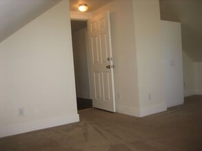 8830 1st Ave NE in Seattle, WA - Building Photo - Building Photo