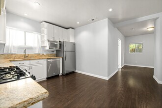 1766 Carmona Ave in Los Angeles, CA - Building Photo - Building Photo