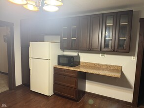 713 Indiana Ave in Shelbyville, IN - Building Photo - Building Photo