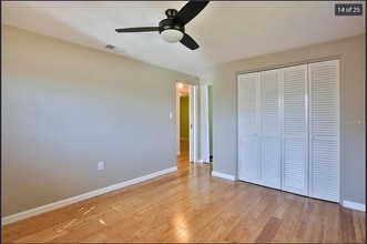 7355 Cass Cir in Sarasota, FL - Building Photo - Building Photo