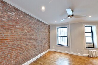 432 E 13th St, Unit 18 in New York, NY - Building Photo - Building Photo