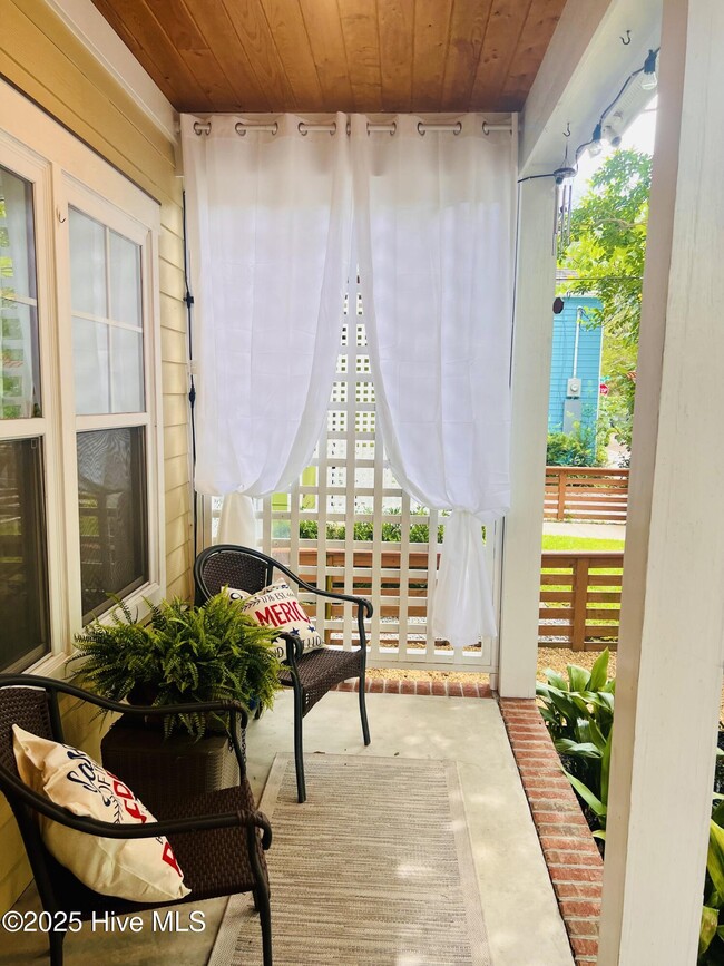 117 St James St in Wilmington, NC - Foto de edificio - Building Photo