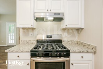 1220 Wandering Vine Ct SE in Mableton, GA - Foto de edificio - Building Photo