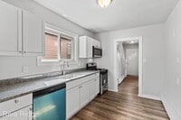 422 George St photo'