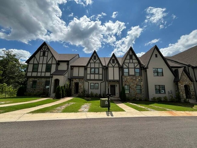 property at 4230 Lennox Dr