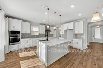 102 Winding Grv Ln in Moncks Corner, SC - Building Photo - Building Photo