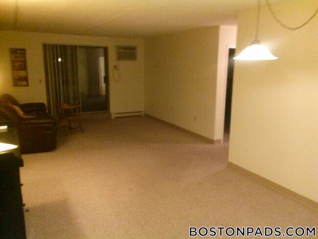 303 Lowell St