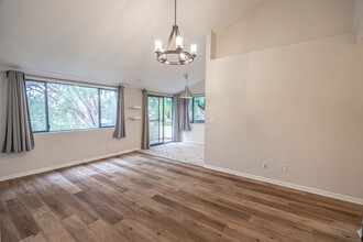 27945 Tyler Ln in Canyon Country, CA - Building Photo - Building Photo