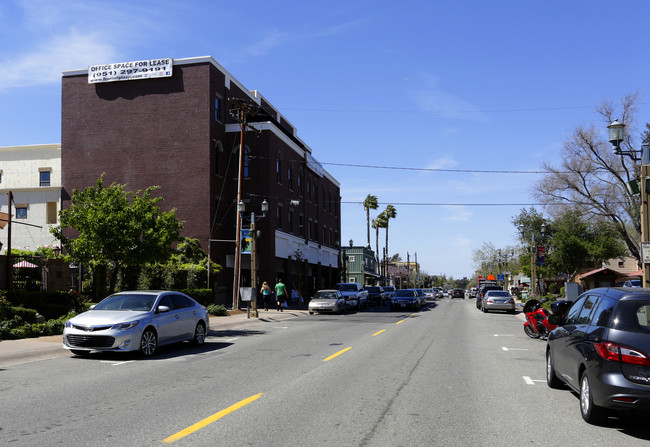 Front Street Plaza in Temecula, CA - Building Photo - Building Photo