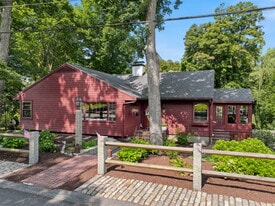 41 Brook St in Wakefield, MA - Building Photo