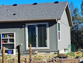 13060 Eld Ln in Donnelly, ID - Building Photo