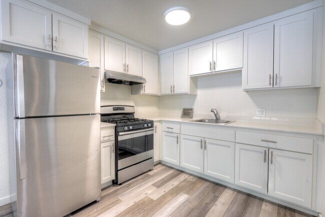 property at 1224 Ski Run Blvd
