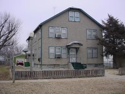 416 S Ninnescah St in Pratt, KS - Building Photo