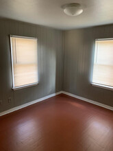 1240 Windemere Ave in Oklahoma City, OK - Building Photo - Building Photo
