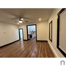 32 Chapel St, Unit #1R in Norwalk, CT - Building Photo - Building Photo