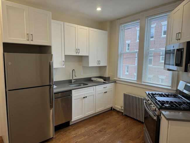 1 Miles St, Unit 2 in Boston, MA - Building Photo - Building Photo
