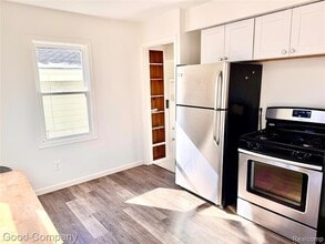 18846 Poinciana in Redford Township, MI - Building Photo - Building Photo