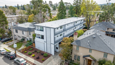 317 Elm St in San Mateo, CA - Building Photo - Building Photo