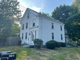 294 High St in Hampton, NH - Building Photo