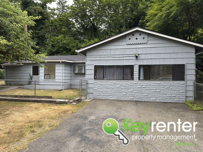 property at 10413 Glenwood Dr SW