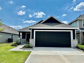 2362 Tavo Trails Dr in Conroe, TX - Building Photo