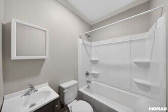 1614 Arlington Ave in Des Moines, IA - Foto de edificio - Building Photo