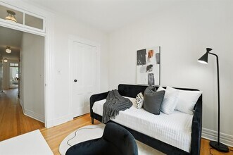 821 Washington St in Hoboken, NJ - Building Photo - Building Photo