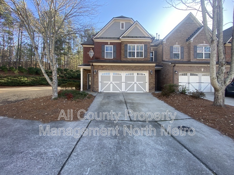 5365 Donehoo Ct in Alpharetta, GA - Building Photo